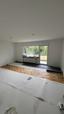 Erstbezug nach Sanierung mit Balkon: schöne 3-Zimmer-Wohnung in Bad Homburg vor der Höhe