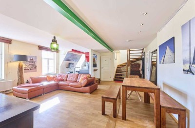 Dachgeschosswohnung auf 2 Ebenen - ruhige Anwohnerstraße - Nähe Ostfriedhof