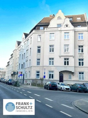 Urban und ideal im Klinikviertel: 64m² Wohnung im 1.OG mit viel Potenial