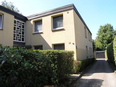 große 1 Zi. Wohnung, Saseler Ch., sonniger, großer Balkon, nahe AEZ Poppenbüttel, Garage