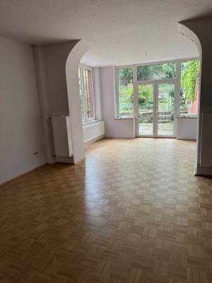 Sanierte 2-Zi.Wohnung mit Garten am Lousberg Nähe RWTH und Ponttor