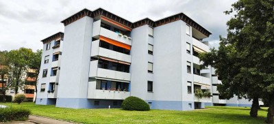 4 Zimmer Wohnung mit Balkon und Stellplatz, sofort verfügbar!
