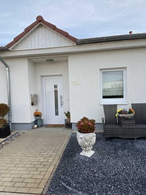 3 Zi-Whg. mit Reihenhaus-Charakter