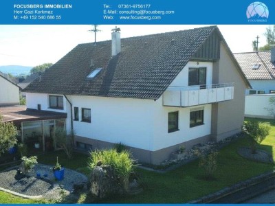 CHARAKTERVOLLES 8-ZIMMER ZWEIFAMILIENHAUS IN RUHIGSTER LAGE VON AALEN-FACHSENFELD