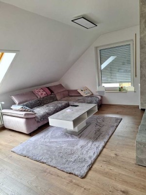 Ruhige 5-Zimmer-Wohnung, wurde im Herbst 2023 komplett renoviertEinzug 1.11, auf Absprache früher