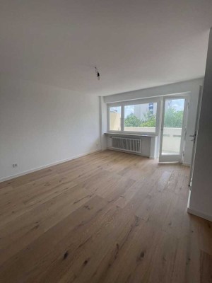 Saniertes 1-Zimmer-Single-Apartment zur Kapitalanlage oder Selbstnutzung mit Balkon