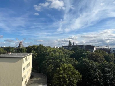 Altstadt | Blick über Bremen! Gepflegte, möblierte Wohnung in zentraler Lage bietet neues Zuhause!