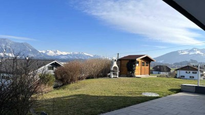 Wohnung mit Garten und traumhaftem Berblick