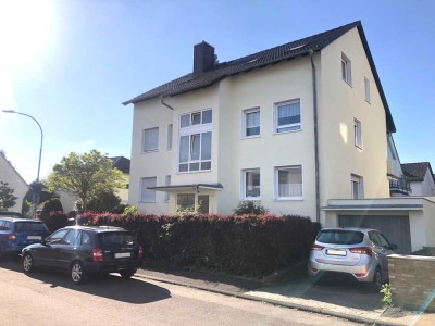 Stilvolle 2-Zimmer-Wohnung mit Einbauküche und Balkon in Karben