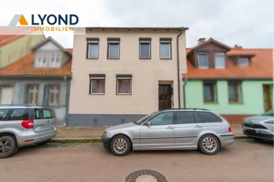 Reihenhaus mit Platz für Ihre Ideen in Ballenstedt!