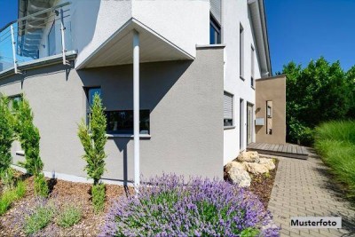+++ Mehrfamilienhaus +++
