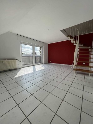 Stilvolle Maisonette Wohnung mit Südbalkon und Einbauküche