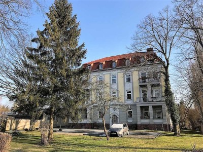 Stilvoller Altbau im Grünen mit Gartennutzung und Stellplatz