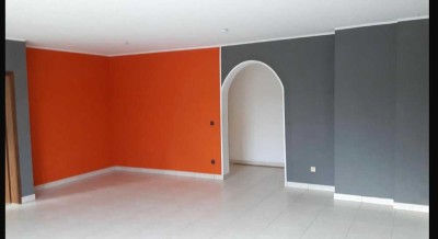 Geschmackvolle 4-Raum-Wohnung mit Balkon in Köln Lindweiler
