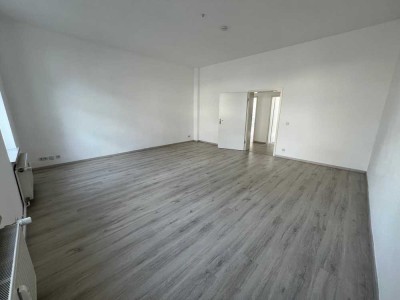 Großzügige 1-Raum-Wohnung | EBK I Stellplatz I Abstellraum I Zentrum