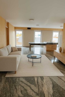 Luxuriöse 5-Zimmer Wohnung: EG mit Garten, Smart Home & exklusive Ausstattung in Randlage