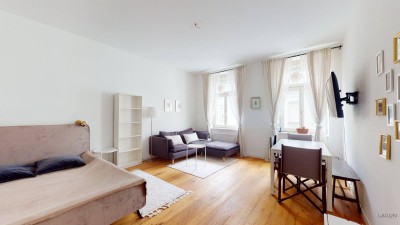 Charmante 2-Zimmer-Altbauwohnung in aufstrebender Lage – Perfekt für Anleger &amp; Eigennutzer