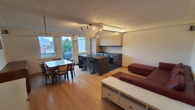 Moderne 3-Zimmer-Wohnung mit Loggia und Tiefgaragenplatz in ruhiger Lage