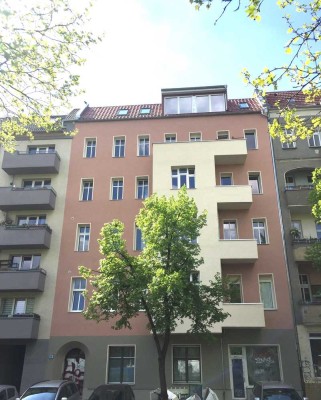 Vermietete 2-Zi.-Altbau-Whg. mit Terrasse, super Lage, ruhig im Innenhof ***provisionsfrei***