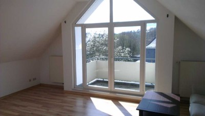Schöne 2-Raum-Wohnung mit EBK und Balkon in Olpe