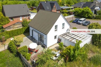 IMMOBERLIN.DE - Sehr sympathisches Einfamilienhaus mit Südwestgarten