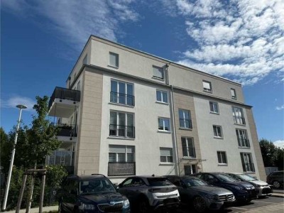 Hochw. barrierefreie neue ETW mit Terrasse und 61m² Garten