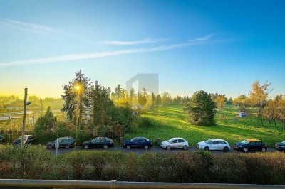 HOCHWERTIG MÖBLIERTE TERRASSENWOHNUNG