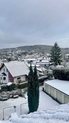 Gemütliches mobliertes Nest unter'm Dach