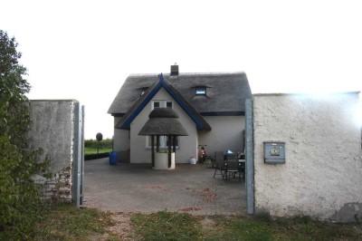 Familienfreundliches Einfamilienhaus mit Baugrundstück