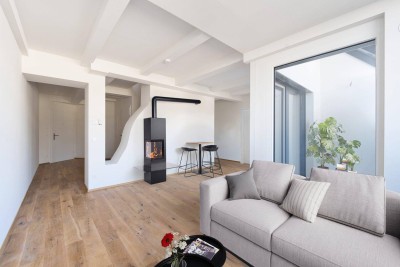 Erstbezug! Nähe Hauptbahnhof und U1 - exklusive, ruhige und sonnendurchflutete DG Wohnung