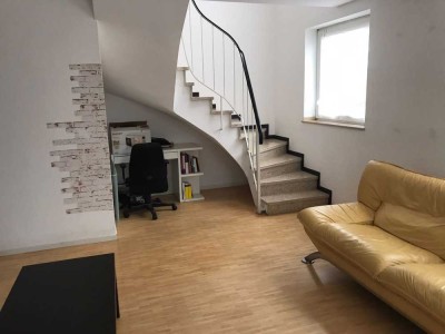 !!! Ruhige zentrale Maisonette-Wohnung sucht Nachmieter 3 ZKDB !!!