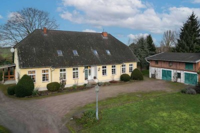 3 Seitenhof mit 4 Einheiten und Wertsteigerungspotenzial zur flexiblen Nutzung
