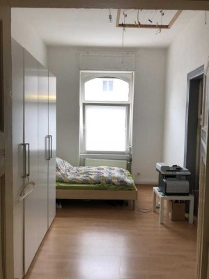 Schöne 2-Zimmer-Altbauwohnung in Alt-Griesheim
