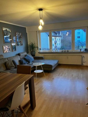 Sonnige Dreizimmer-Wohnung mit freiem Blick ins Grüne