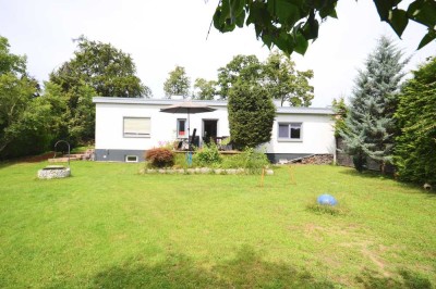 Großzügiger Bungalow auf herrlichem Eckgrundstück