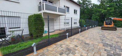Erstbezug mit Balkon: Ansprechende 2-Zimmer-EG-Wohnung mit gehobener Innenausstattung in Pulsnitz