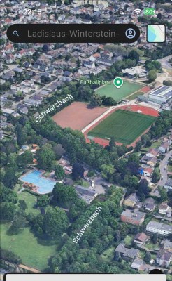 4 Zimmer Lage mit Lebensqualität am Schwimmbad in Hattersheim