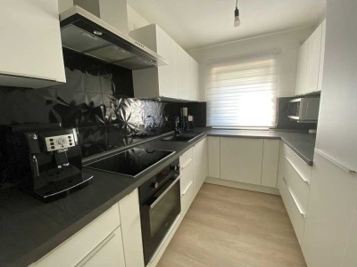 Top ausgestattete 3,5 Zi. ETW mit Balkon, Aufzug und TG in  moderner Wohnanlage in Griesheim !