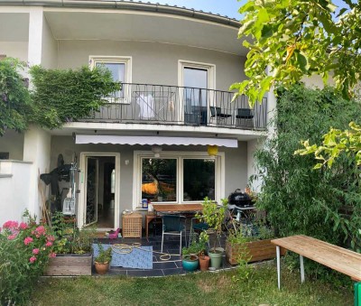 Reihenmittelhaus mit Garten & Südterrasse in ruhiger Lage