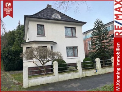 *Stadtvilla nähe Klinikum*beheizter Wintergarten*Kamin*Doppelgarage* u.v.m*