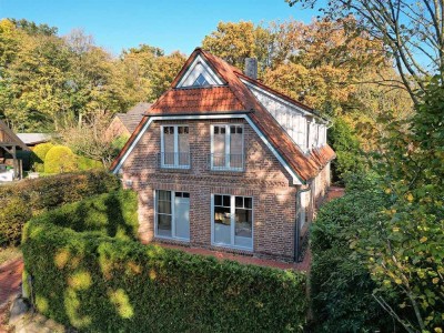 TOP Kapitalanlage!
Modernes und energieeffizientes Zweifamilienhaus 
in bester Ortslage