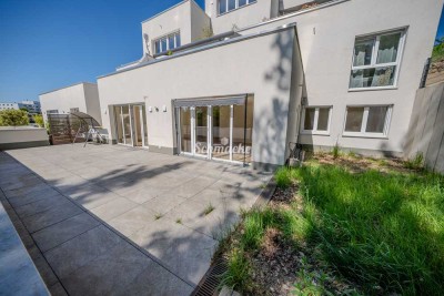 Traumhafte Ruhe und idyllischer Ausblick / Terrassenwohnung mit eigenem Rasenstück auf Hagen-Emst