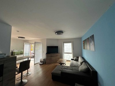 Komfort und niedrige Nebenkosten: Fußbodenheizung, Walkin-Bad, LAN, Sat, Lüftung, EEK A, Balkon