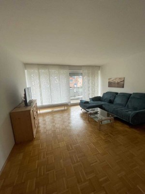 Schöne 3 Zimmerwohnung mit 2 Balkonen