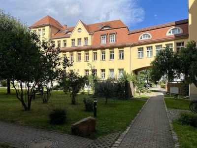 Wohntraum für Individualisten - Schicke Maisonette-Wohnung in Top-Lage mit EBK