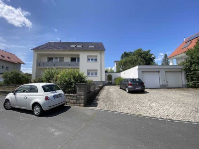 Helle 3-Zimmer-Wohnung in Gerbrunn mit Balkon/Terrasse/Gartenzugang