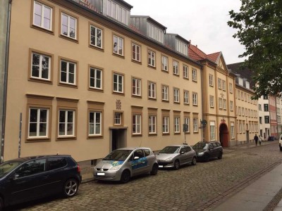 Schöne Singlewohnung inmitten der Altstadt als Kapitalanlage zu verkaufen