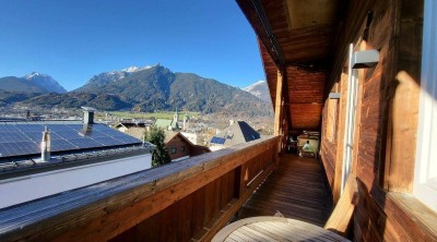 Traumhafte 3-Zimmer Dachgeschosswohnung mit Balkon Haustiere erlaubt