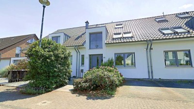 Attraktives RMH mit Top-Ausstattung in direkter Nähe der ISD und 300 m zum Rhein gelegen