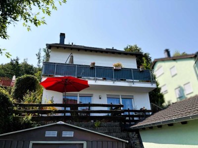 Modernes Einfamilienhaus mit Einliegerwohnung in Höhenlage von Wiehl-Bielstein